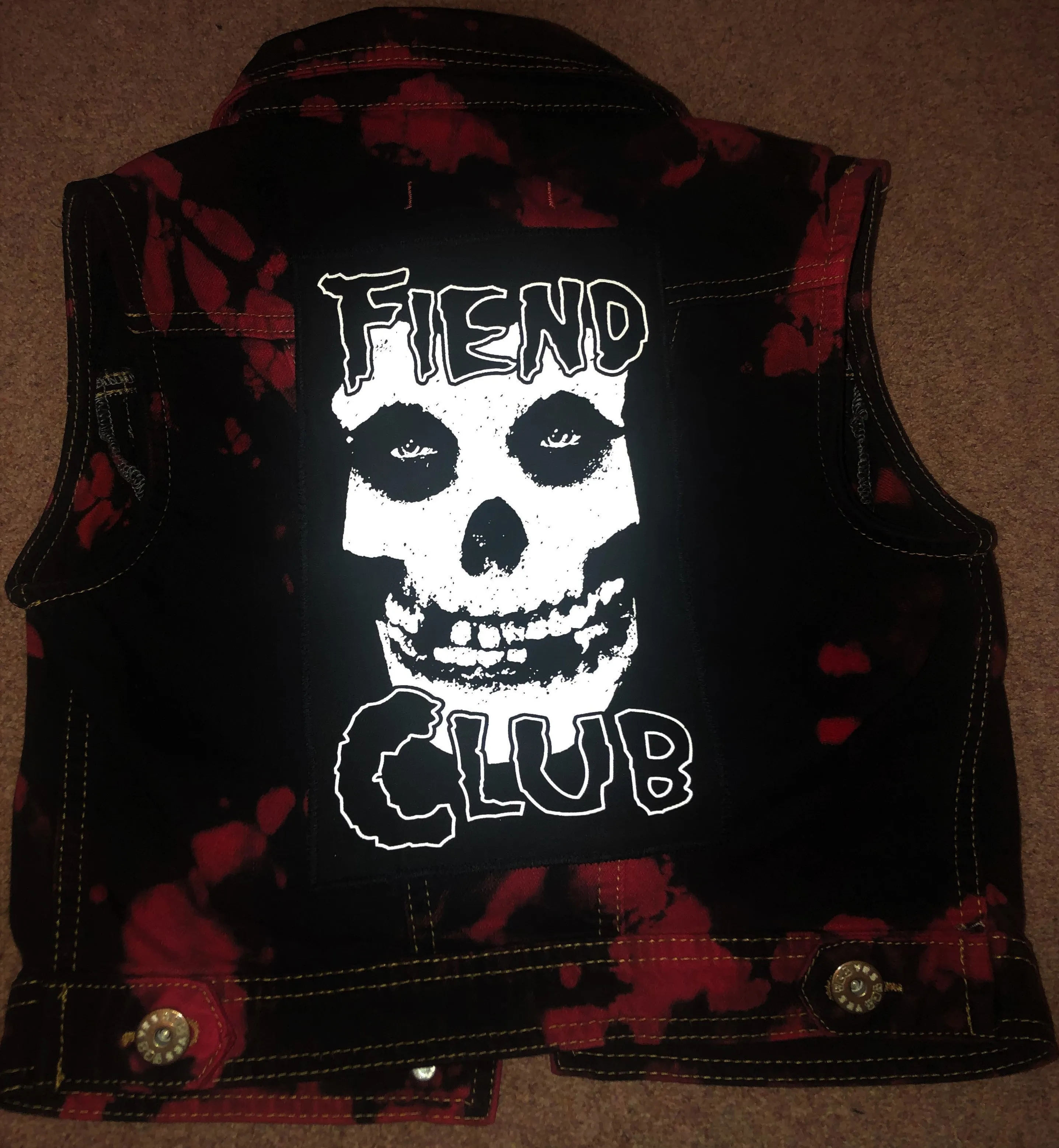 Misfits Fiend Club Punk Girls' Black 'n' Crimson (Ghost) Tie-Bleach Denim Cut-Off Jacket