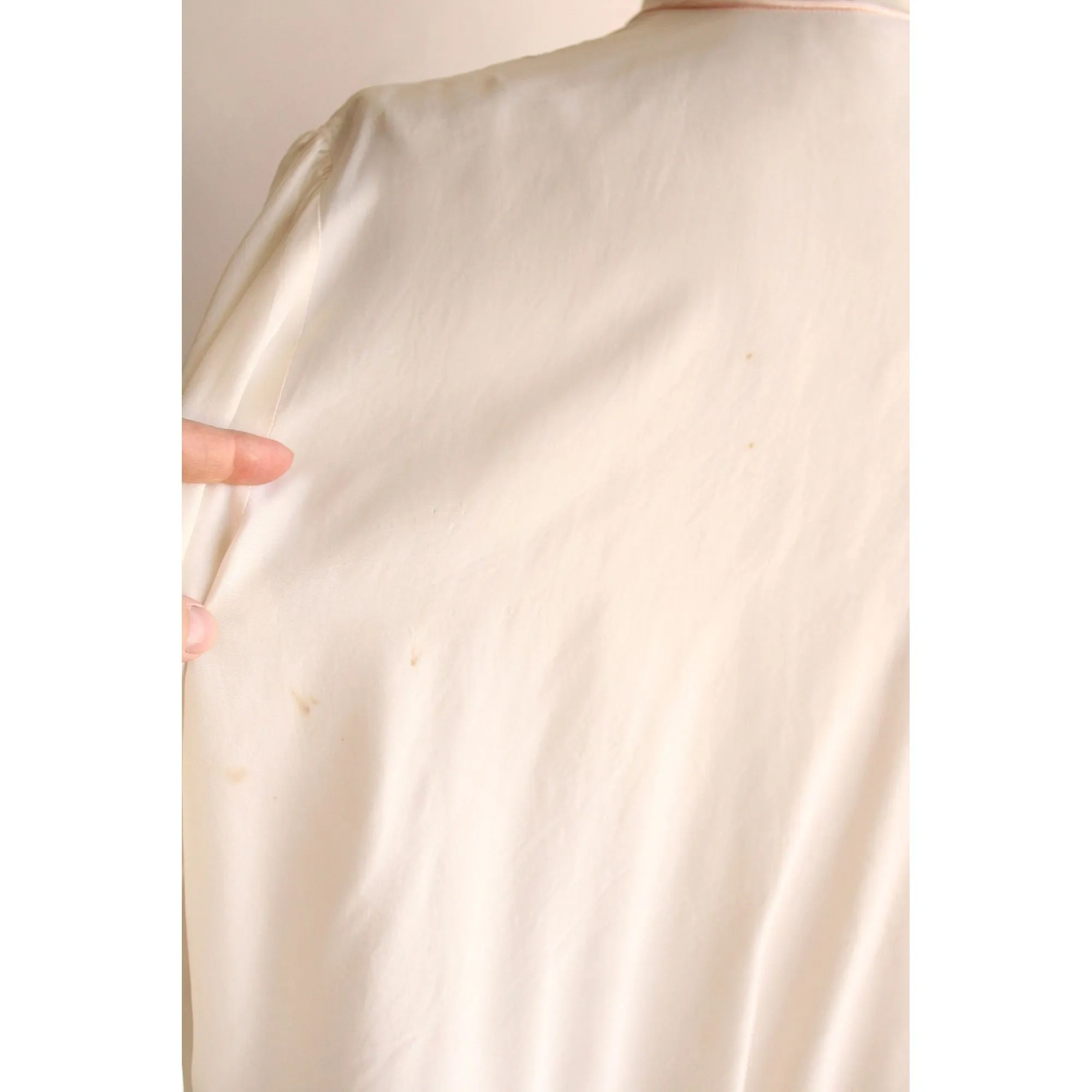 Vintage 1940s Bed Jacket in White Rayon with Pink Satin Trim