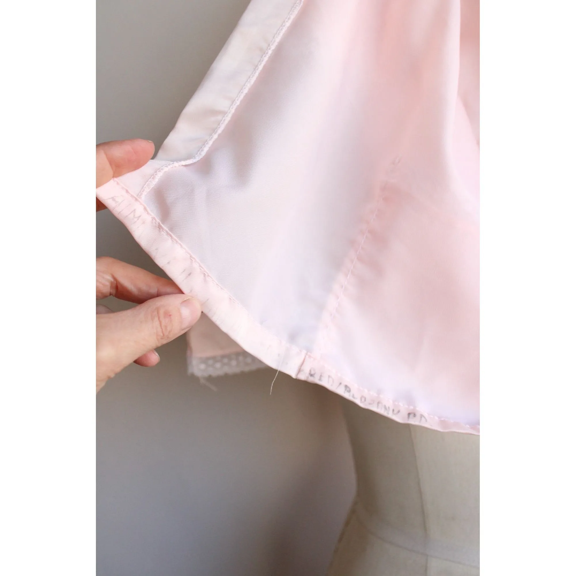 Vintage 1970s 1980s Pink Satin Bed Jacket
