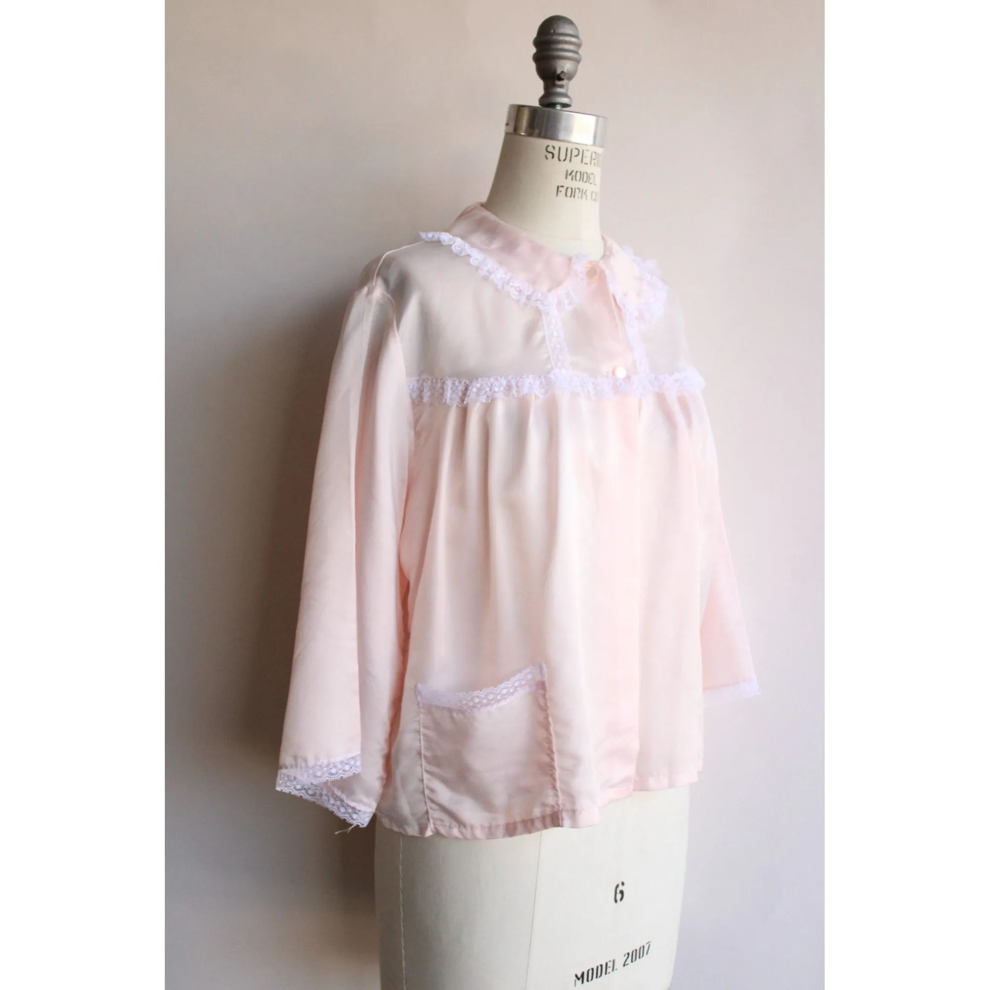 Vintage 1970s 1980s Pink Satin Bed Jacket