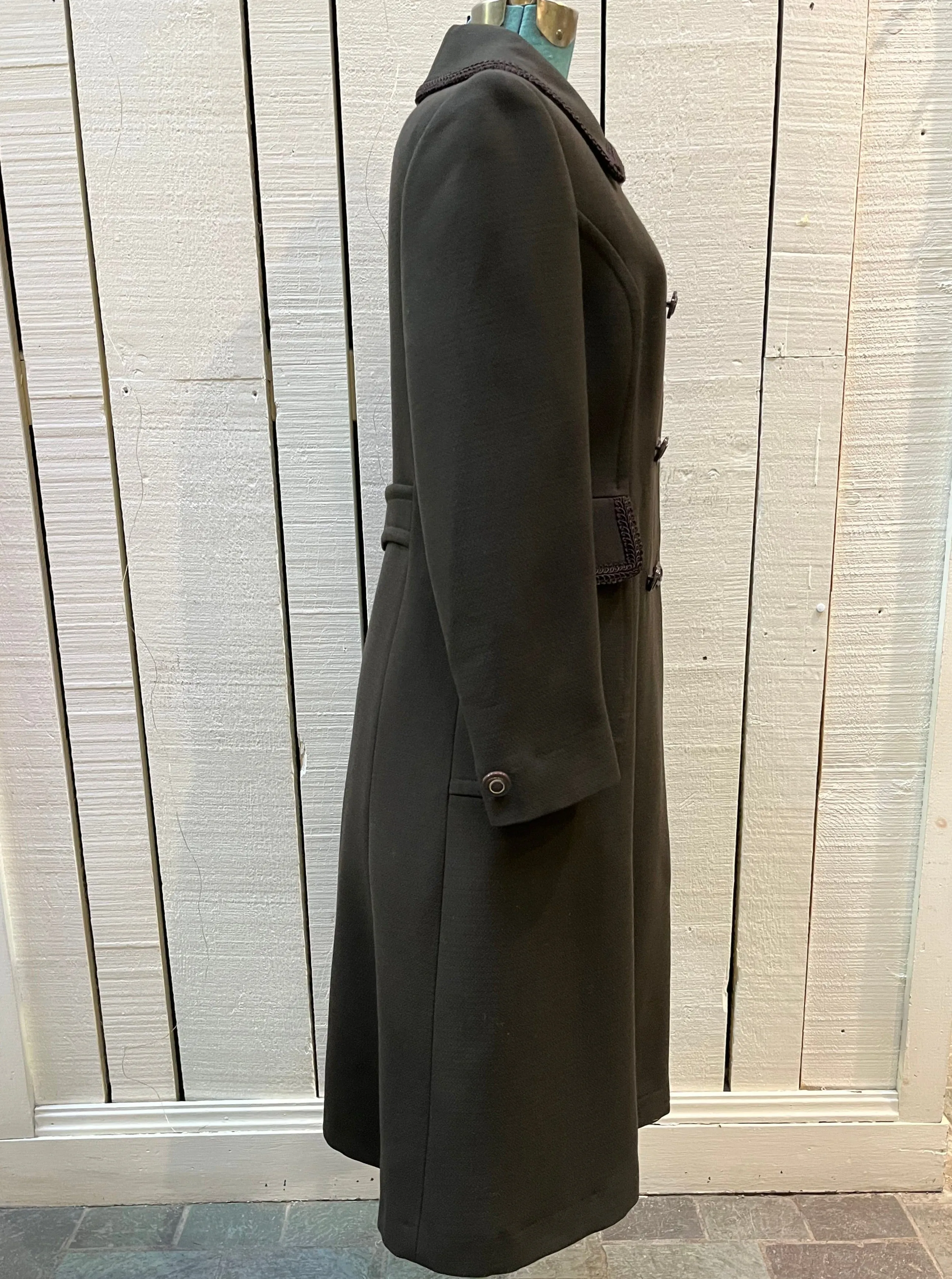 Vintage D'allaird's Brown Wool Coat, Made in Canada, Chest 38”